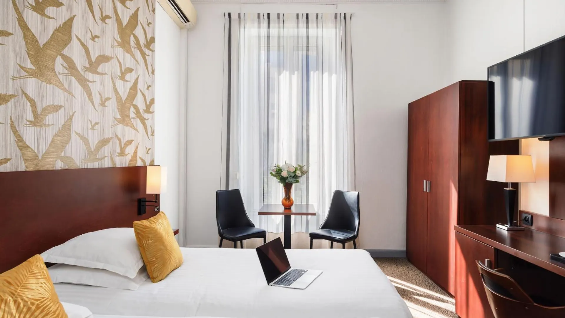 Best Western Plus Hotel Brice Garden Νίκαια