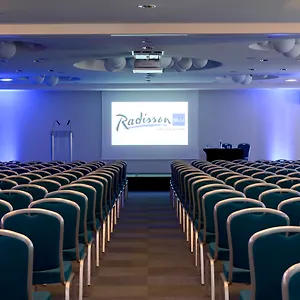 Radisson Blu Toulouse Airport Otel Blagnac
